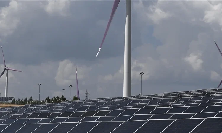  Türkiye yenilenebilir enerji yatırımlarını “süper izin” ile hızlandıracak